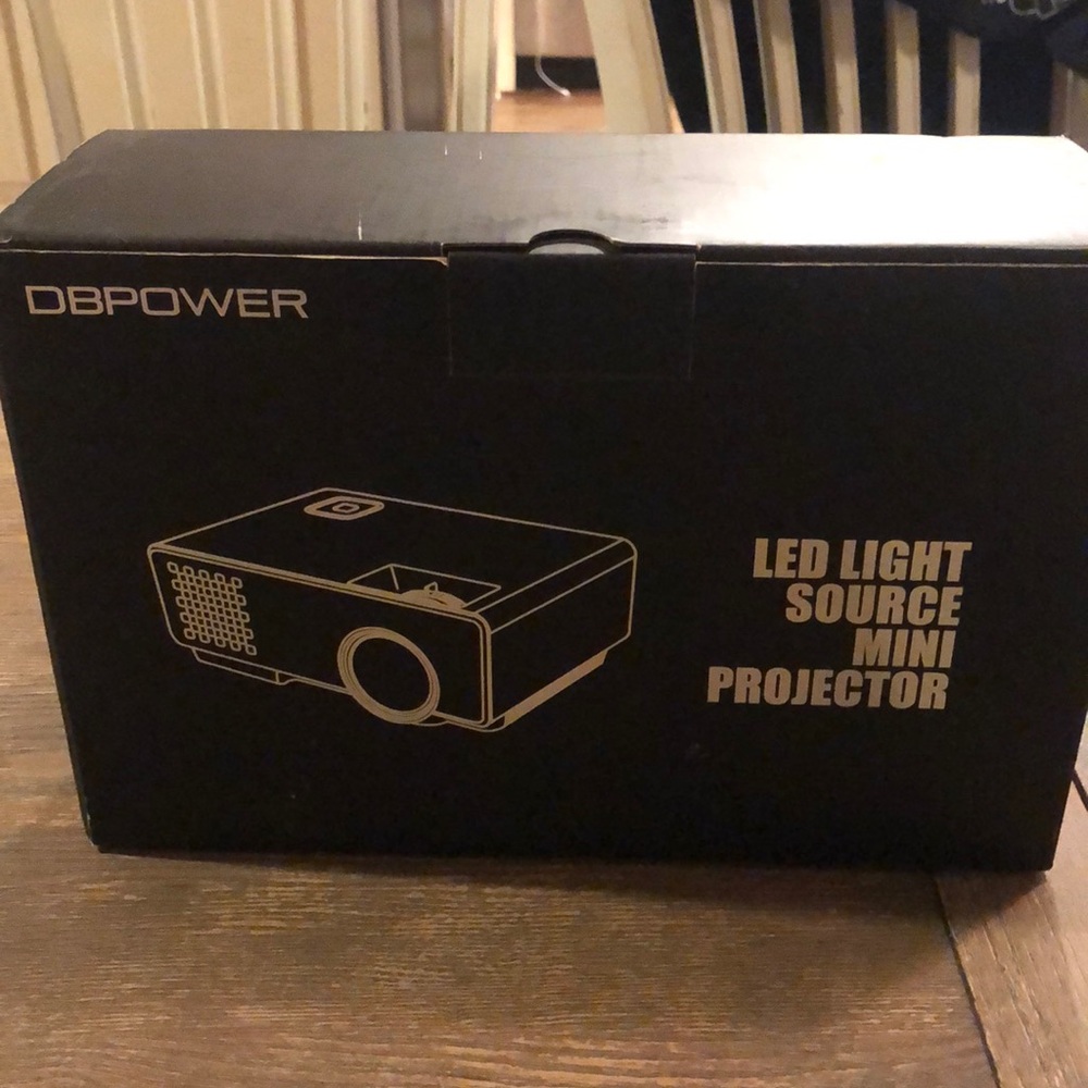 COPY - Mini projector- never used